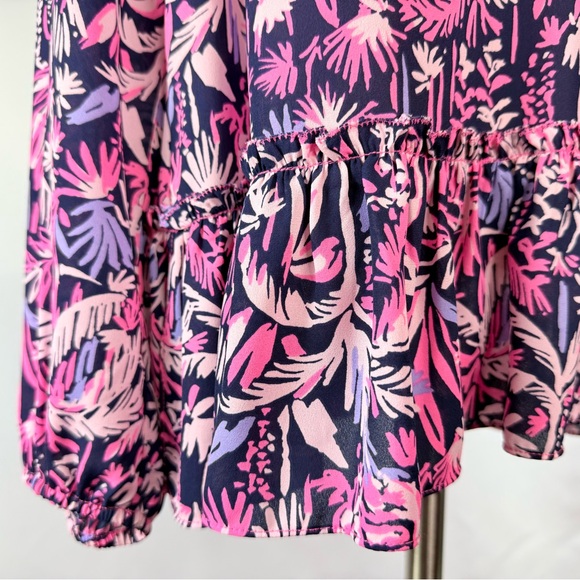 LILLY PULITZER • SAVANNA BLOUSE • "BRIGHT NAVY SWING OF THINGS" - Picture 5 of 9